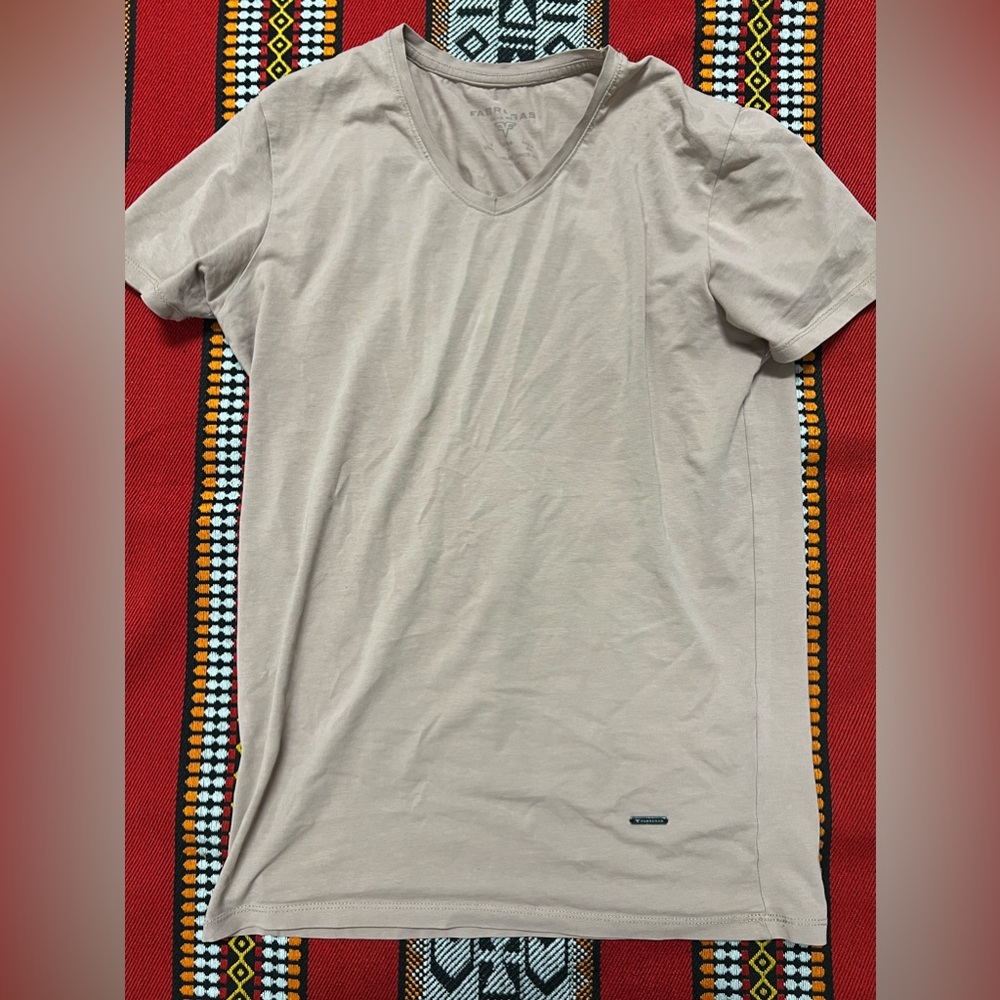 Fabregas Essential V-Neck Tee - Size Small